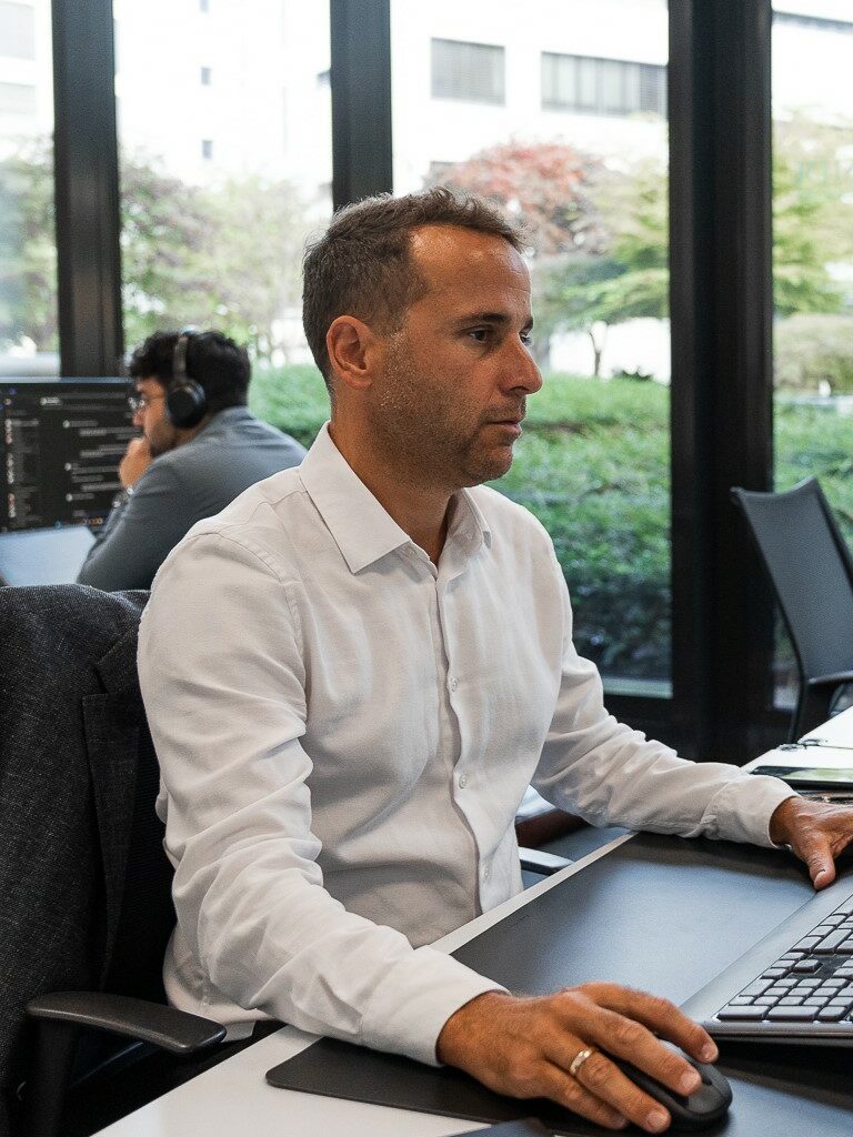 Florian Leiprecht, Lead Business Developer, beim Arbeiten. Input Management