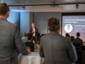 Christian Bokelmann präsentiert am Event