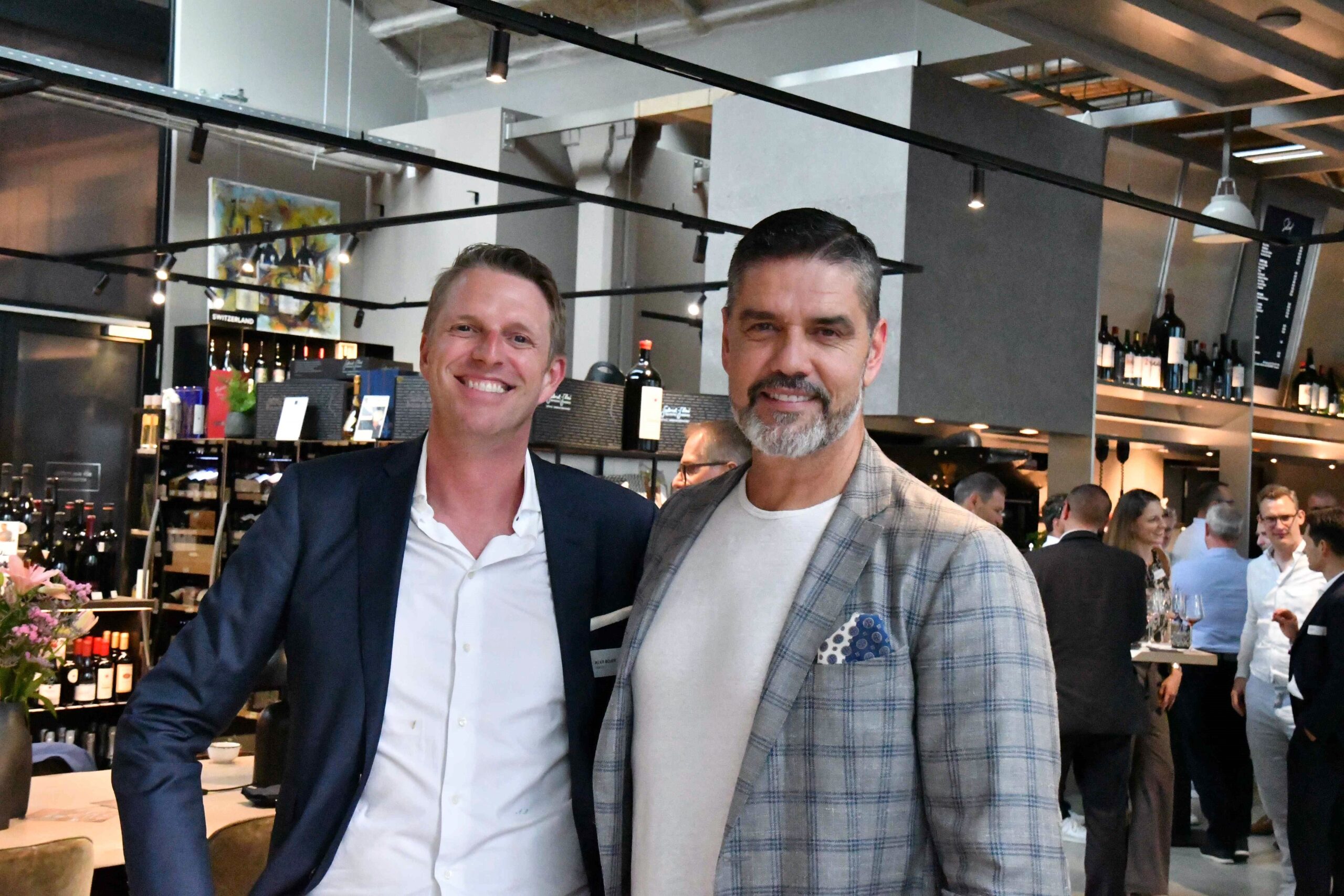 Alex Bojer, CEO der Inacta AG (2023-2026), mit Pascal Zuberbühler am Inacta Tapas & Wine