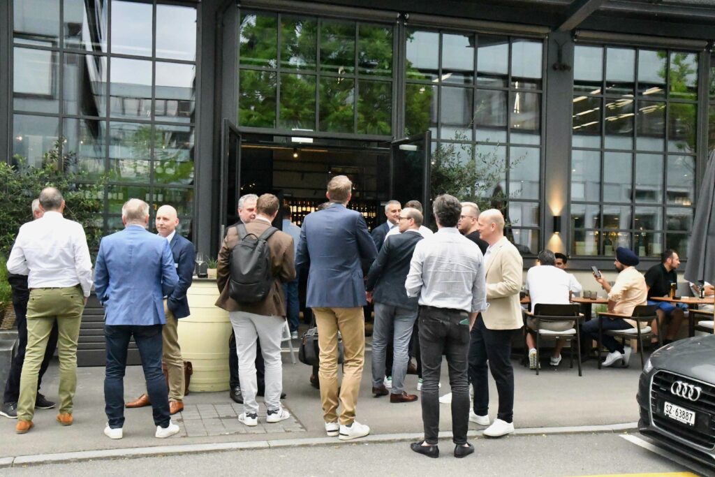 Kunden am Inacta Tapas & Wine