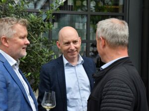 Kunden am Inacta Tapas & Wine