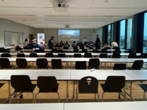Studierende an unserem Praxisevent AI für Callcenter an der HSLU