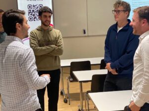 Studierende während des Workshops an unserem Praxisevent AI für Callcenter an der HSLU
