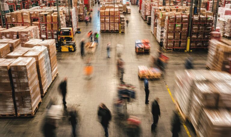 Logistikprozesse im Handel digital optimieren mit Mendix.