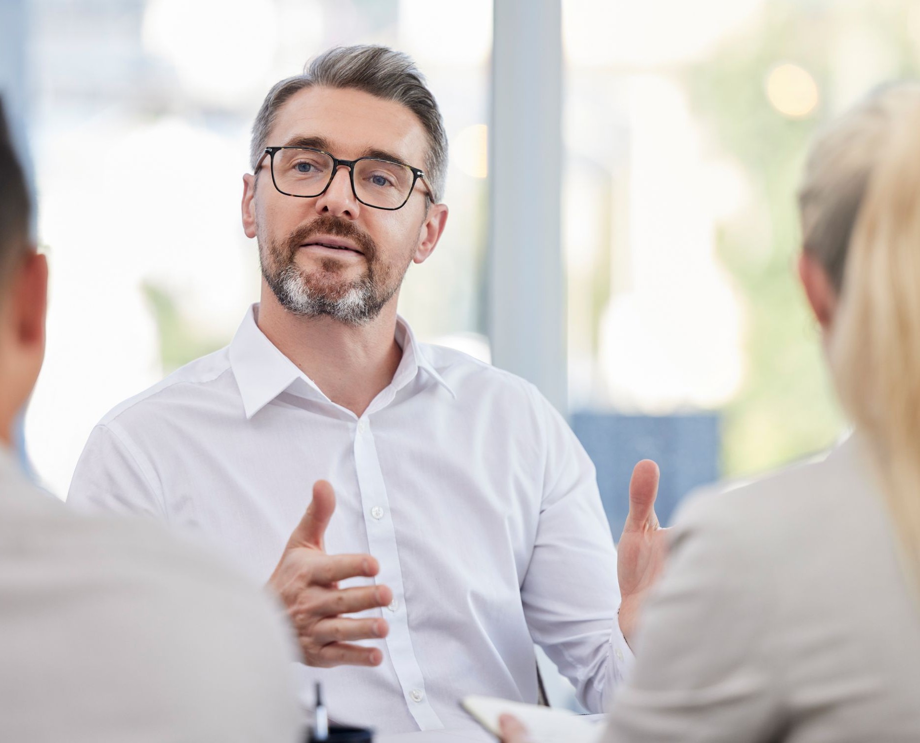 IT-Outsourcing mit Expertenfokus: IT-Expertise nach Bedarf mit Smart Sourcing von Inacta.